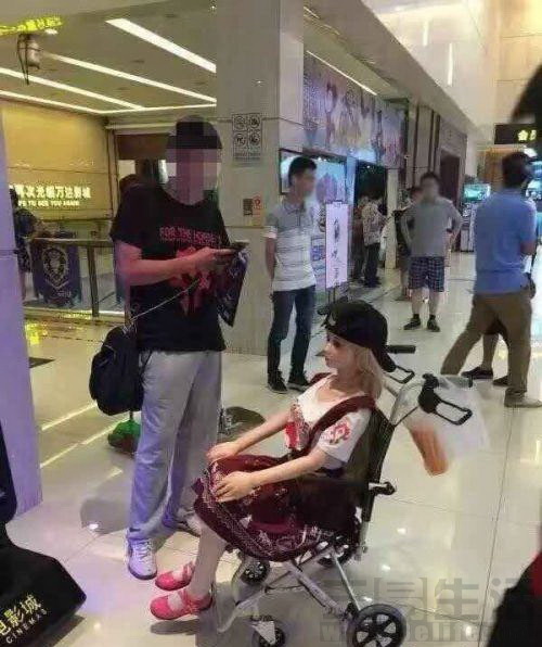 电影院之旅，亲密互动与成长，拥抱生活的每一刻自信变化