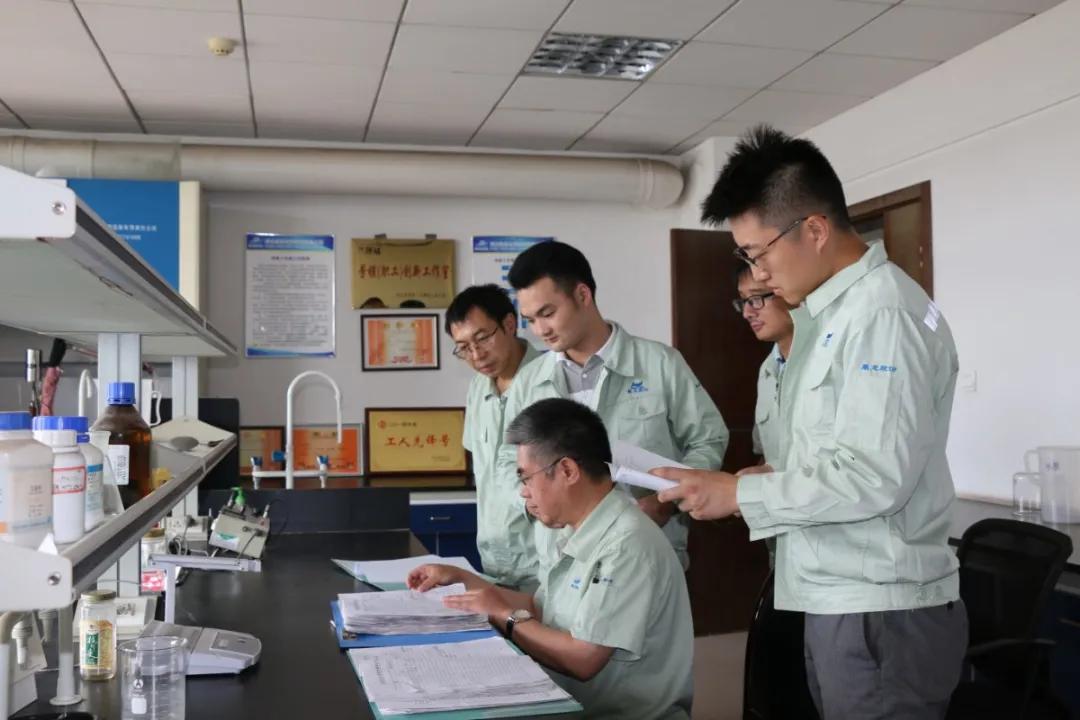 广州省模抛光最新招聘，工匠的日常趣事与情感纽带